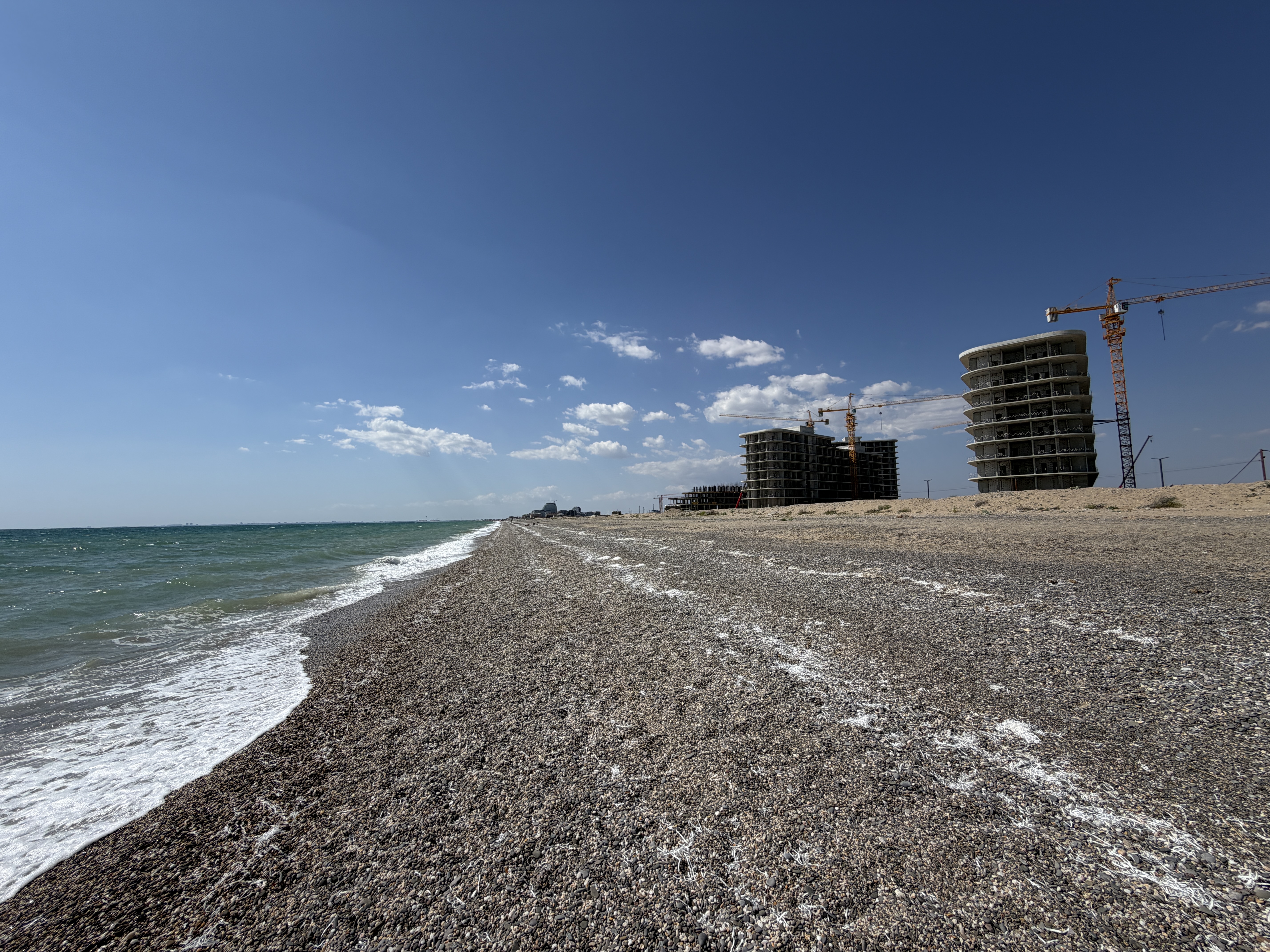 Пляж у ТЕМПО — Чёрное море, первая линия